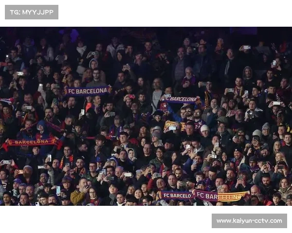 德甲球迷回归球场，主场氛围助推球队表现